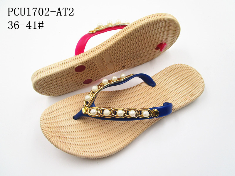 PCU1702-AT2