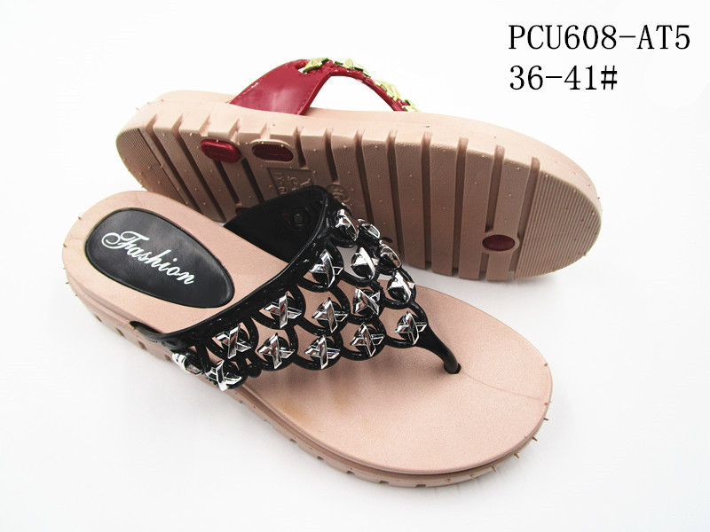 PCU608-AT5