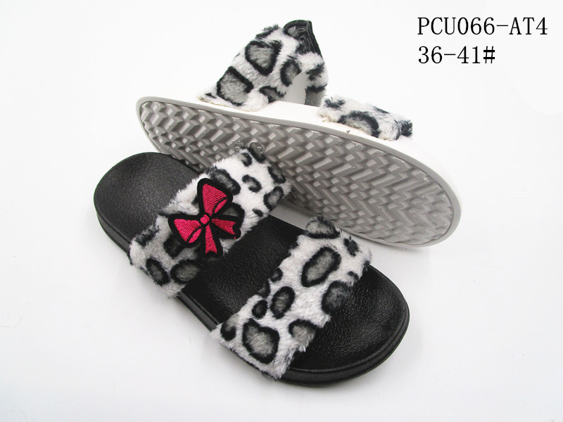 PCU066-AT4