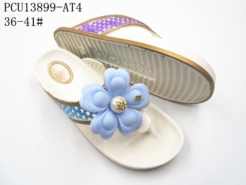 PCU13899-AT4