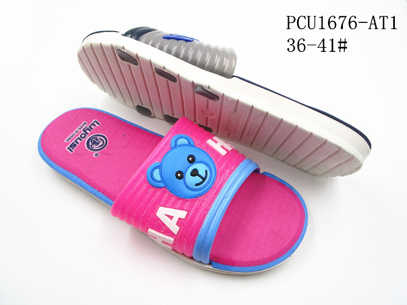 PCU1676-AT1