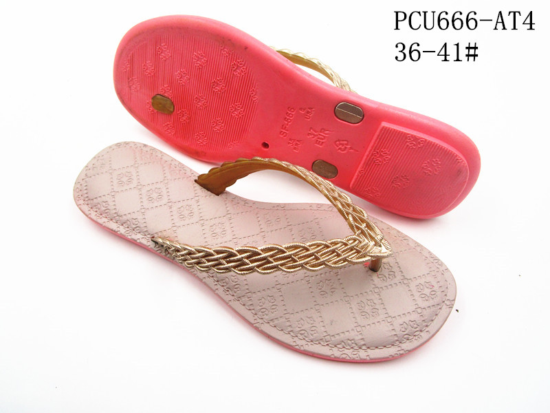 PCU666-AT4