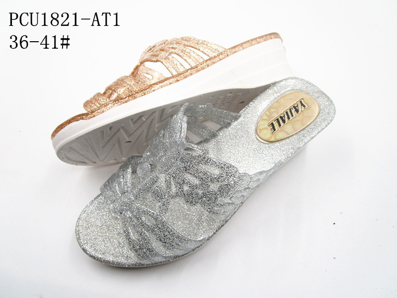 PCU1821-AT1